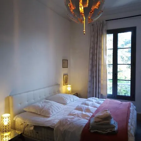 En Caperanie Villa *